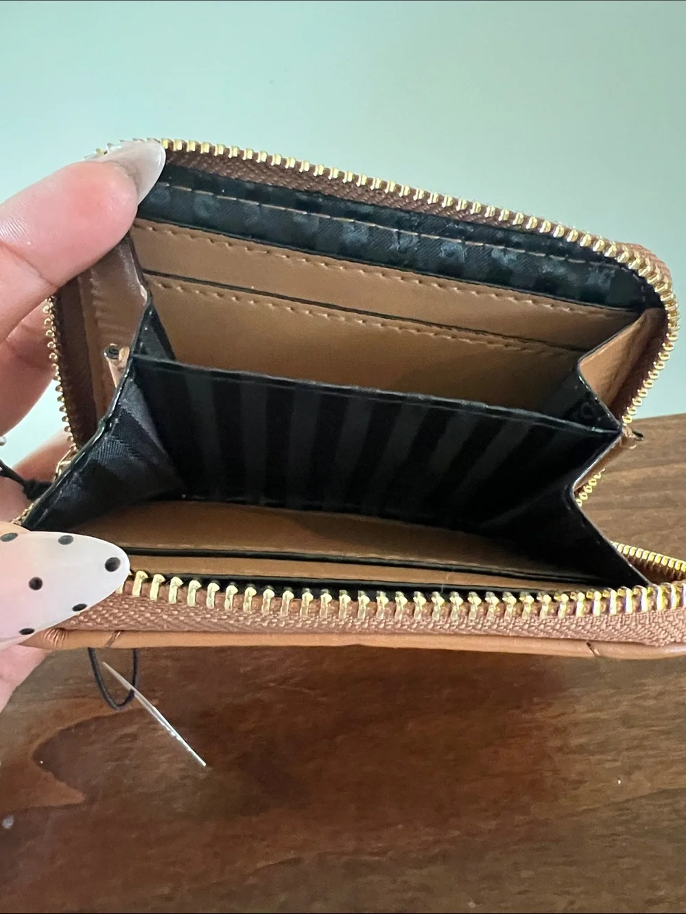 Victoria's Secret Quilted Zip Card Wallet in Camel Brown - Picture 7 of 8